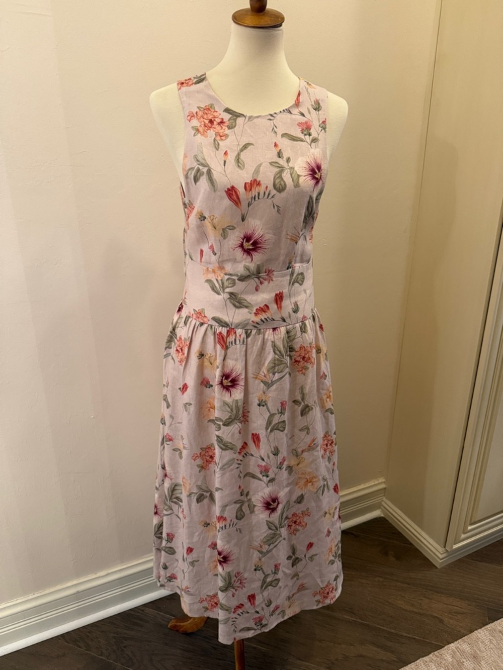 Sleeveless Pink Floral Midi Dress